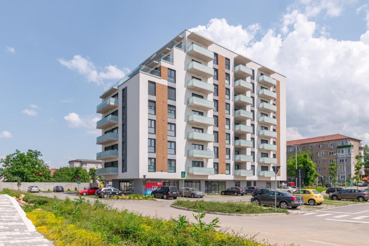 Apartamento Grand Hill Flats Oradea Exterior foto