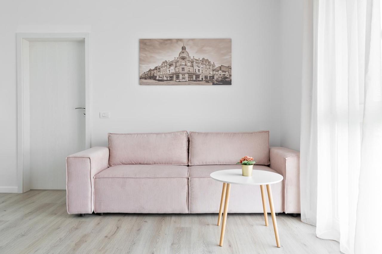 Apartamento Grand Hill Flats Oradea Exterior foto