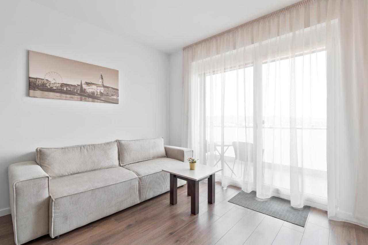 Apartamento Grand Hill Flats Oradea Exterior foto