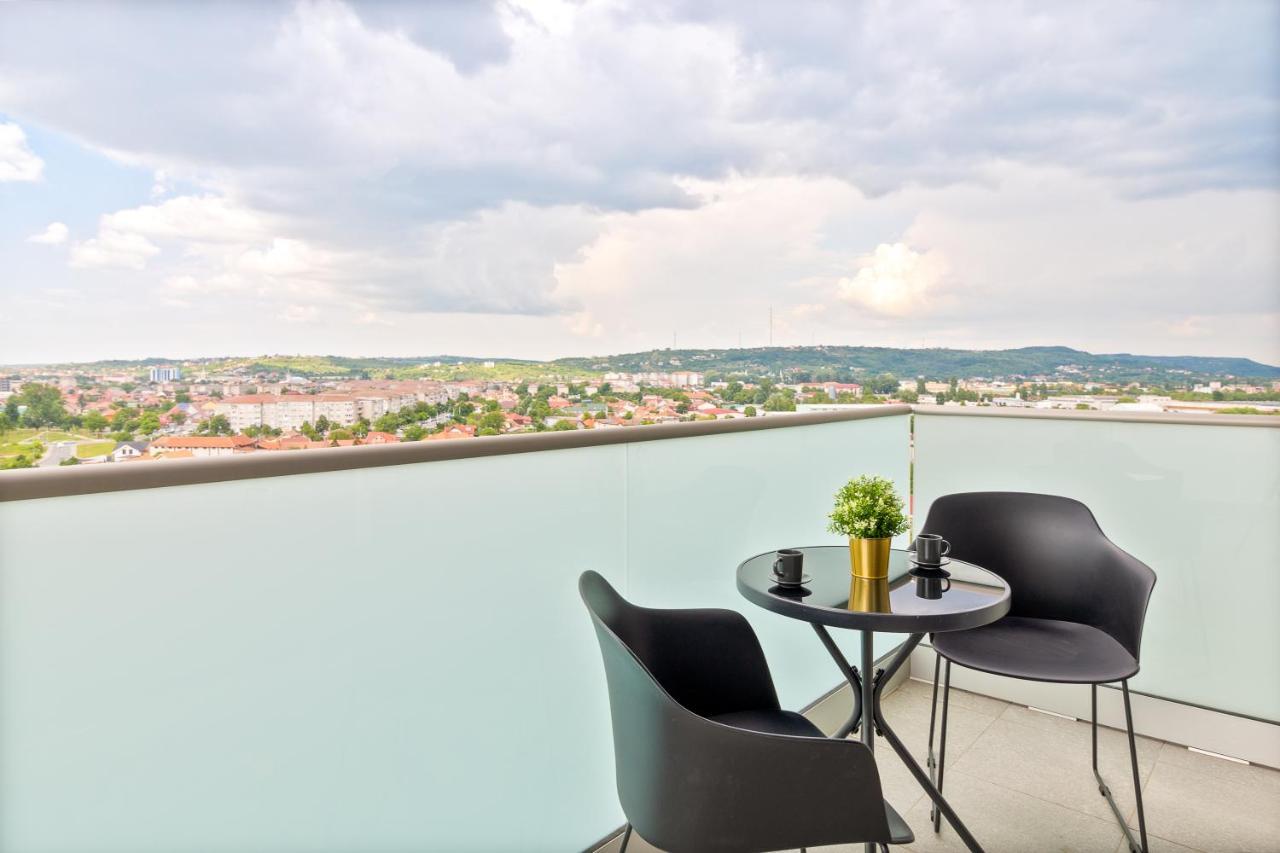 Apartamento Grand Hill Flats Oradea Exterior foto