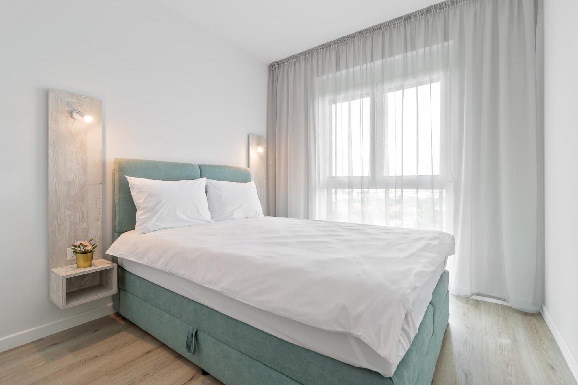 Apartamento Grand Hill Flats Oradea Exterior foto